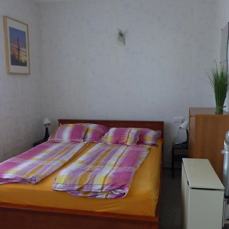 Orwa Apartmanok - Fenyofa Koez Zalakaros Extérieur photo