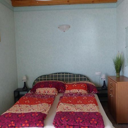 Orwa Apartmanok - Fenyofa Koez Zalakaros Extérieur photo