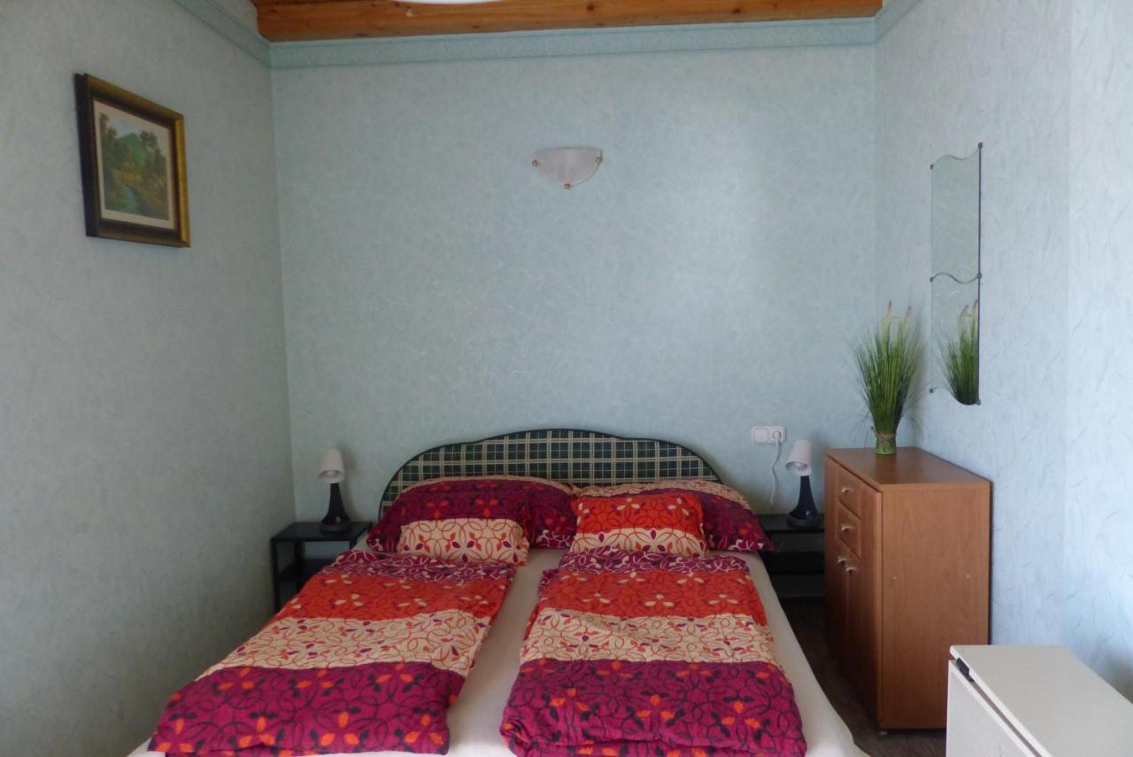 Orwa Apartmanok - Fenyofa Koez Zalakaros Extérieur photo