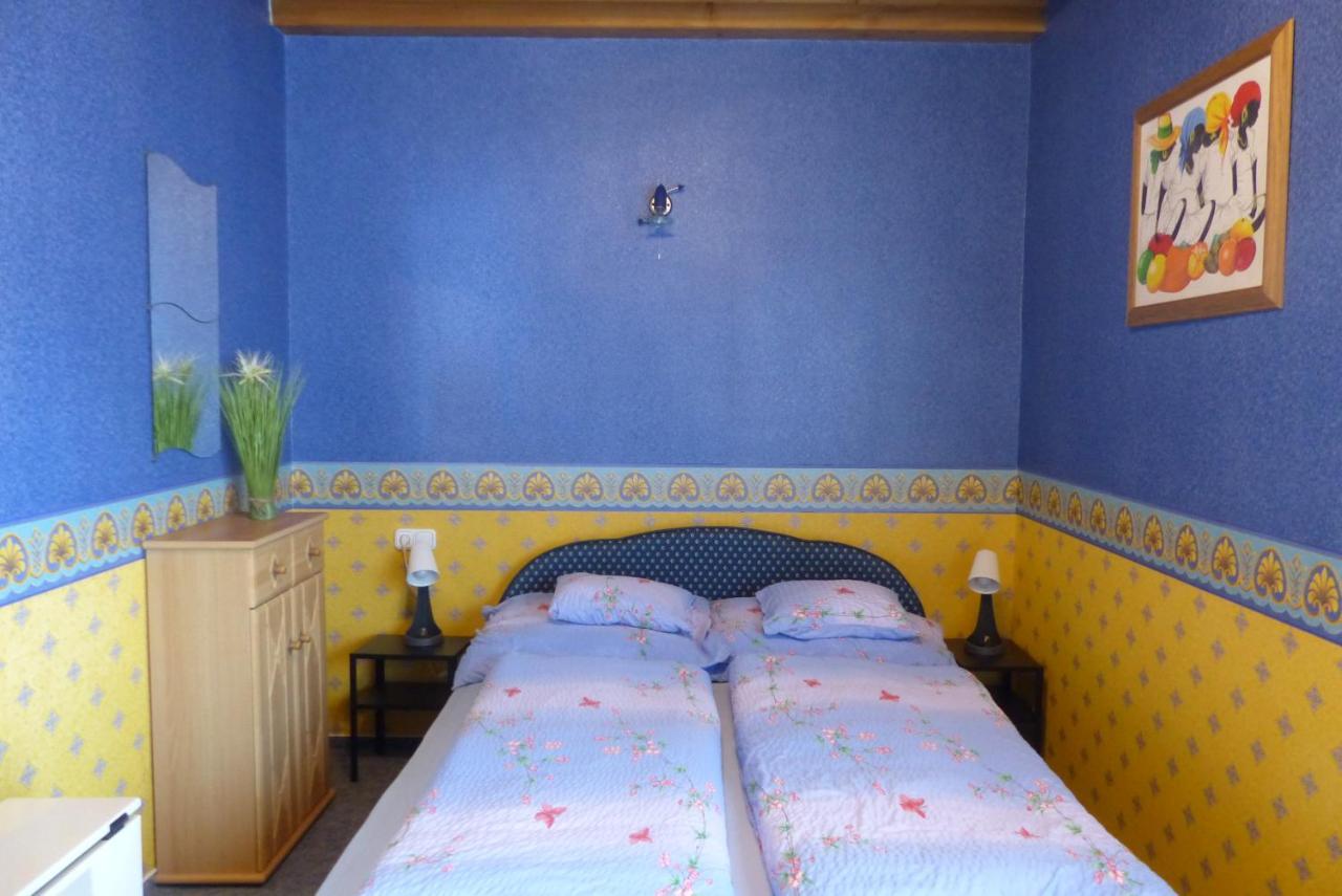 Orwa Apartmanok - Fenyofa Koez Zalakaros Extérieur photo